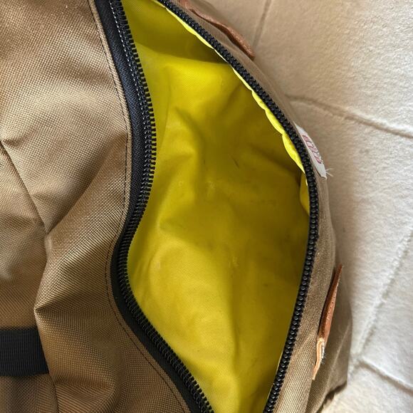 Topo Designs Olive Green Mountain Briefcase Messenger Laptop Bag Backpack - Picture 6 of 7